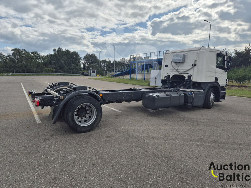 Scania P 450 - Autocarro telaio: foto 4 Scania P 450 - Autocarro telaio: foto 4