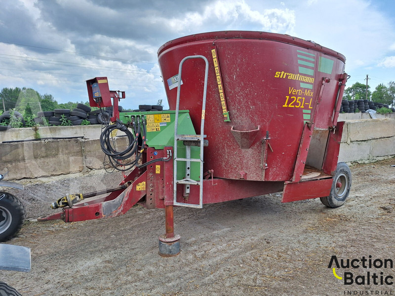 Strautmann VM 1251 L - Macchina per l'allevamento: foto 1 Strautmann VM 1251 L - Macchina per l'allevamento: foto 1