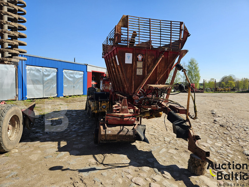 TIM MII SA T-85 - Mietitrebbia: foto 5 TIM MII SA T-85 - Mietitrebbia: foto 5