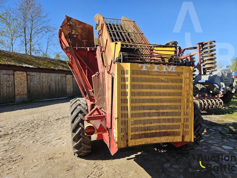 TIM MII SA T-85 - Mietitrebbia: foto 4 TIM MII SA T-85 - Mietitrebbia: foto 4