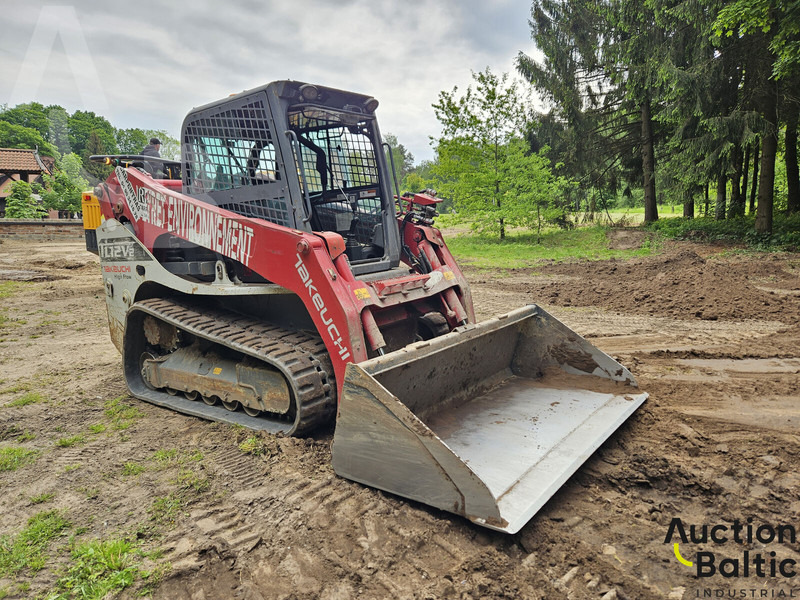 Takeuchi TL12V-2 - Pala cingolata: foto 2 Takeuchi TL12V-2 - Pala cingolata: foto 2
