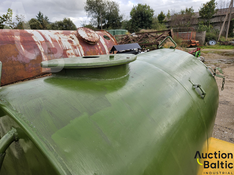 Tanker - Rimorchio ribaltabile: foto 5 Tanker - Rimorchio ribaltabile: foto 5