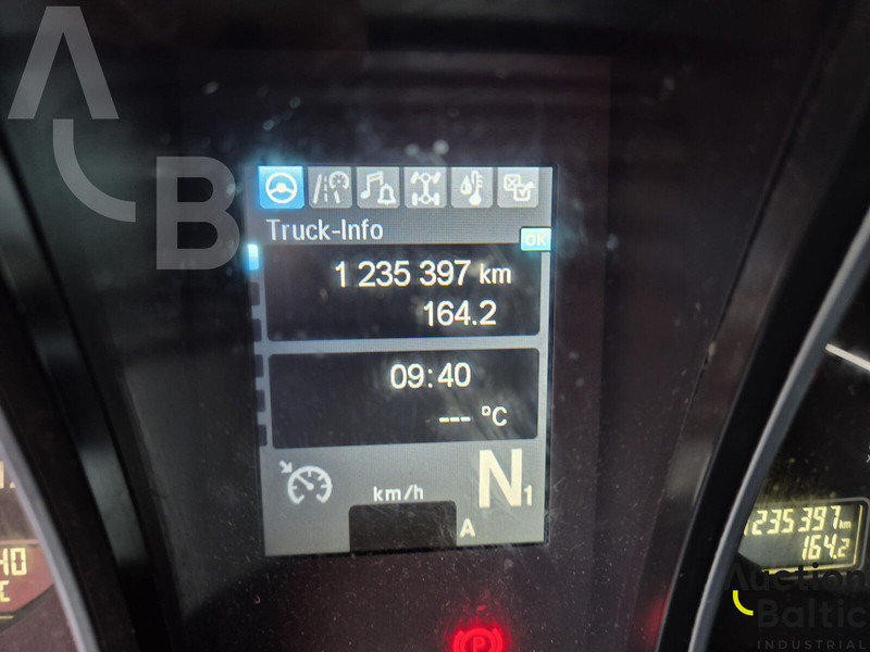 Trattore stradale Mercedes-Benz Actros 1845: foto 9