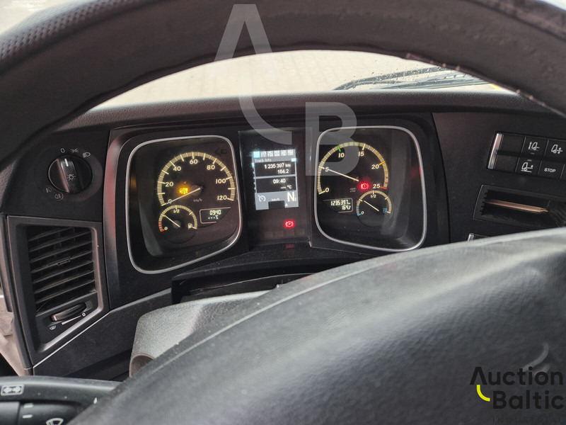 Trattore stradale Mercedes-Benz Actros 1845: foto 8