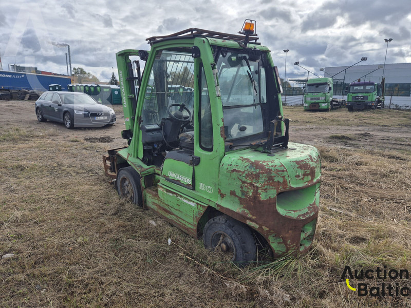 UniCarriers 30 - Carrello elevatore diesel: foto 5 UniCarriers 30 - Carrello elevatore diesel: foto 5