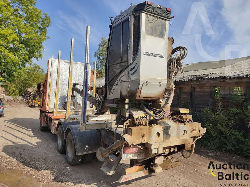 Volvo FH16 - Camion trasporto legname, Camion con gru: foto 4 Volvo FH16 - Camion trasporto legname, Camion con gru: foto 4