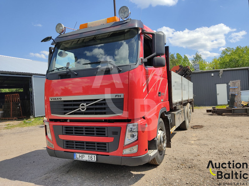 Volvo FH500 - Autocarro con pianale/ Cassone fisso, Camion con gru: foto 2 Volvo FH500 - Autocarro con pianale/ Cassone fisso, Camion con gru: foto 2