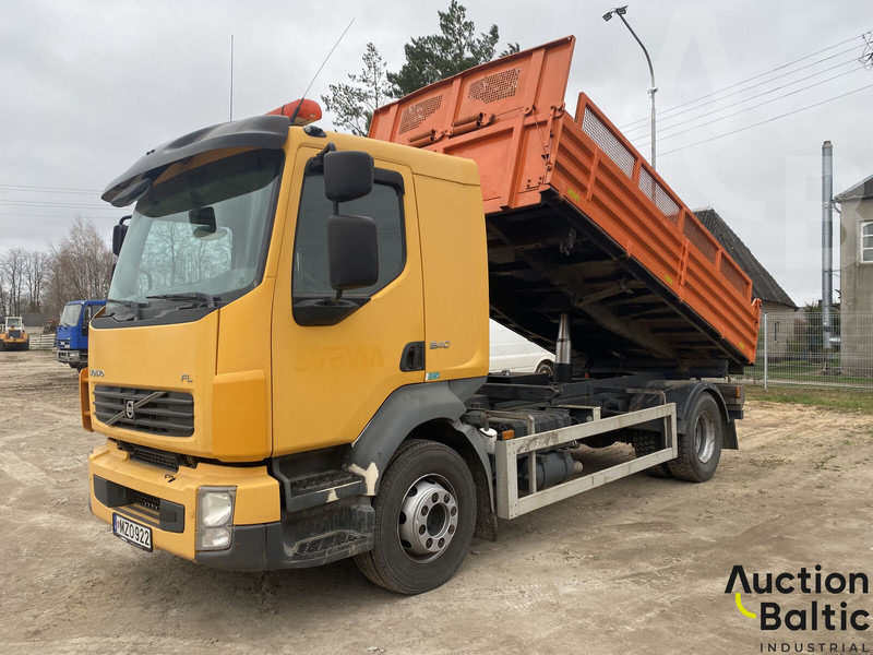 Volvo FL 240 4x2 - Autocarro ribaltabile: foto 2 Volvo FL 240 4x2 - Autocarro ribaltabile: foto 2