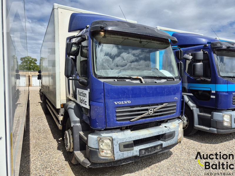 Volvo FL240 - Autocarro furgonato: foto 2 Volvo FL240 - Autocarro furgonato: foto 2
