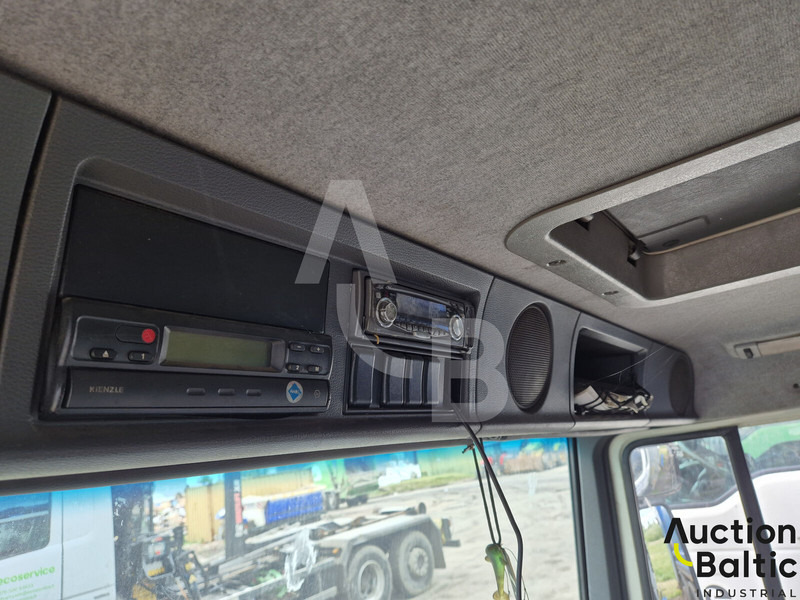 Autocarro con pianale/ Cassone fisso Volvo FL6: foto 9 Autocarro con pianale/ Cassone fisso Volvo FL6: foto 9