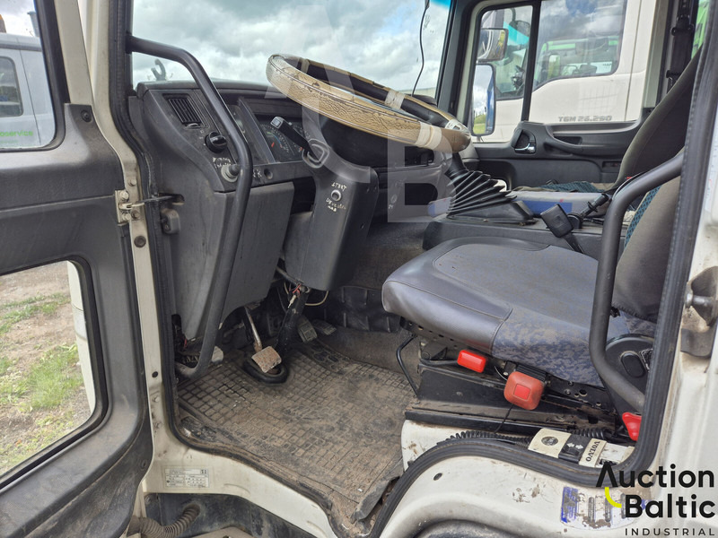 Volvo FL6 - Autocarro con pianale/ Cassone fisso: foto 5 Volvo FL6 - Autocarro con pianale/ Cassone fisso: foto 5