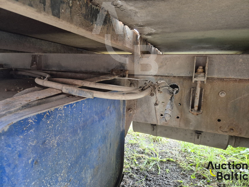 Autocarro con pianale/ Cassone fisso Volvo FL6: foto 17 Autocarro con pianale/ Cassone fisso Volvo FL6: foto 17