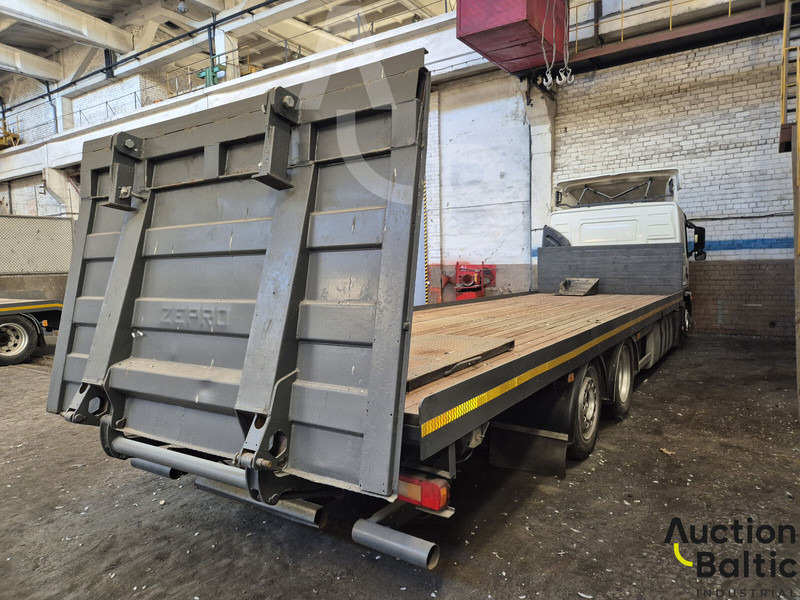 Volvo FM380 - Autocarro con pianale/ Cassone fisso: foto 4 Volvo FM380 - Autocarro con pianale/ Cassone fisso: foto 4