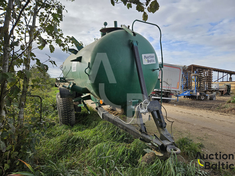 WATER transport trailer - Rimorchio ribaltabile: foto 2 WATER transport trailer - Rimorchio ribaltabile: foto 2