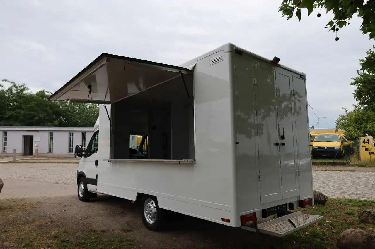 Iveco C30C/ FOODTRUCK/ Daily - Autonegozio: foto 2 Iveco C30C/ FOODTRUCK/ Daily - Autonegozio: foto 2