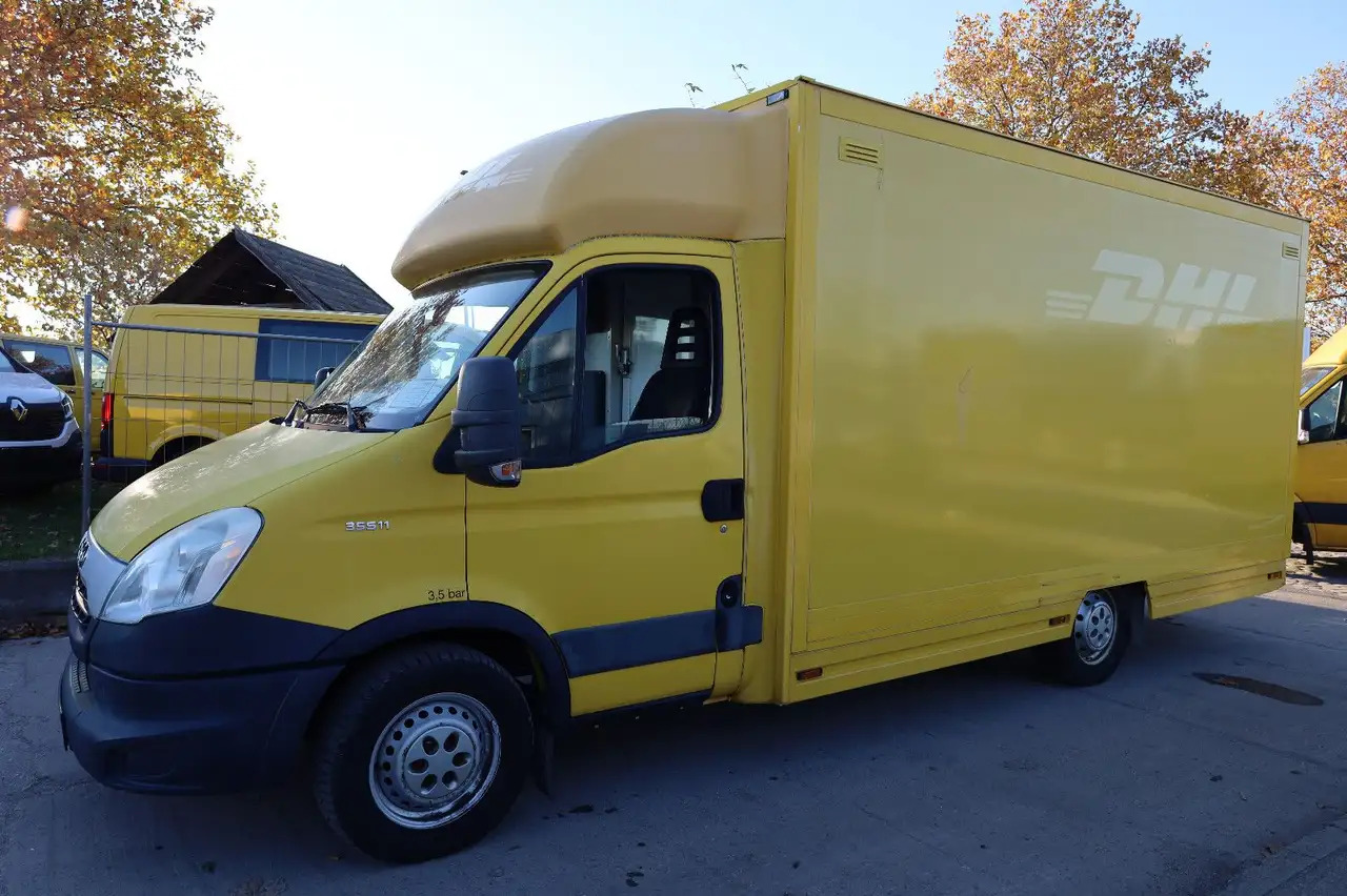 Iveco Daily/ Regalsystem/Luftfeder/1. Hand - Furgone box: foto 1 Iveco Daily/ Regalsystem/Luftfeder/1. Hand - Furgone box: foto 1
