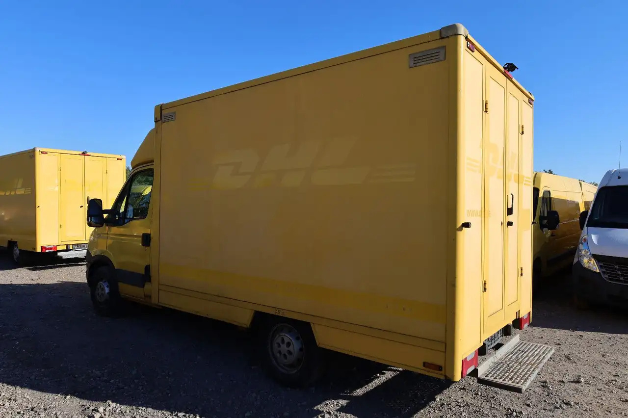 Iveco Daily/ Regalsystem/Luftfeder/KURZ/1. Hand - Furgone box: foto 4 Iveco Daily/ Regalsystem/Luftfeder/KURZ/1. Hand - Furgone box: foto 4