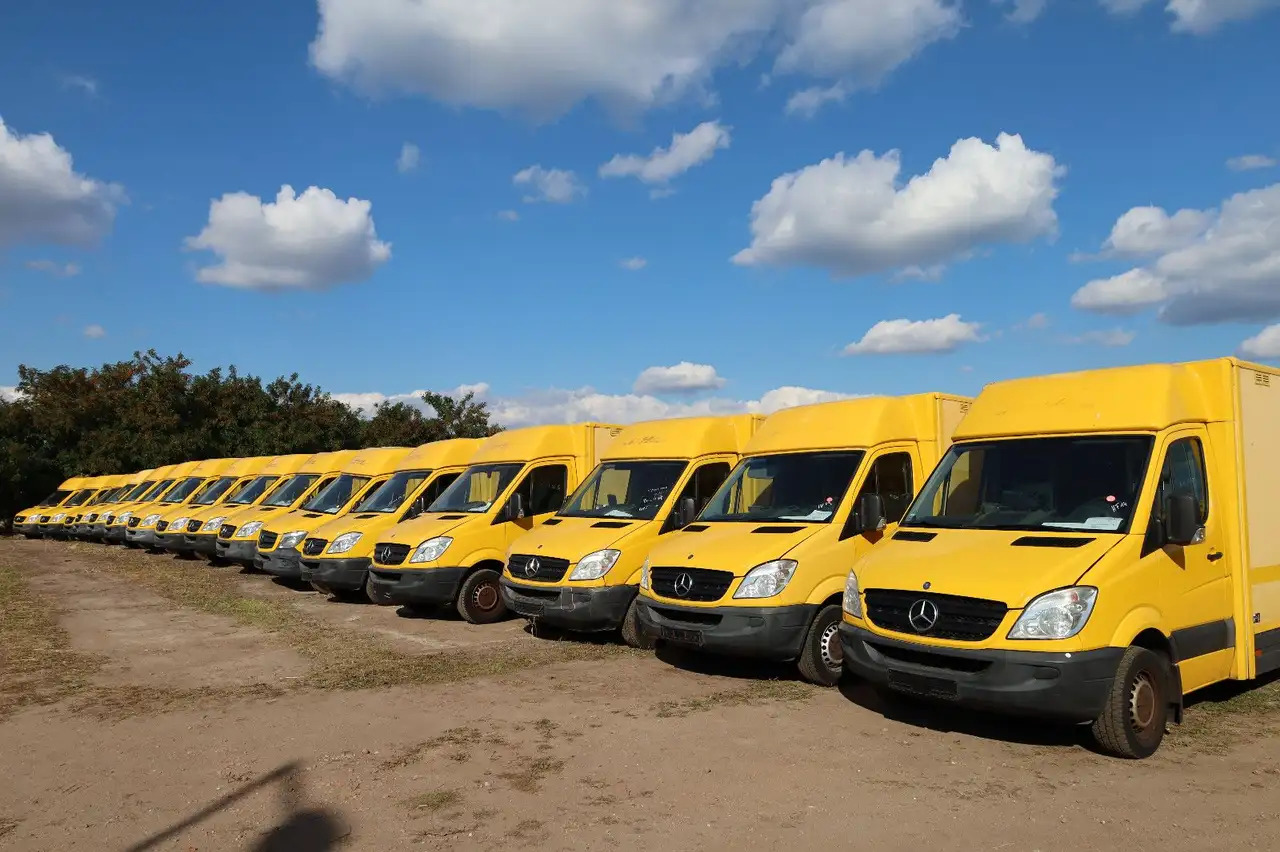 Mercedes-Benz Sprinter/Koffer/Regalsystem/ EU5/ 1. Hand - Furgone box: foto 1 Mercedes-Benz Sprinter/Koffer/Regalsystem/ EU5/ 1. Hand - Furgone box: foto 1
