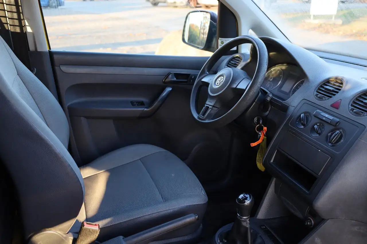 Furgone chiuso Volkswagen Caddy/2KN/62kW/1.Hand: foto 7 Furgone chiuso Volkswagen Caddy/2KN/62kW/1.Hand: foto 7