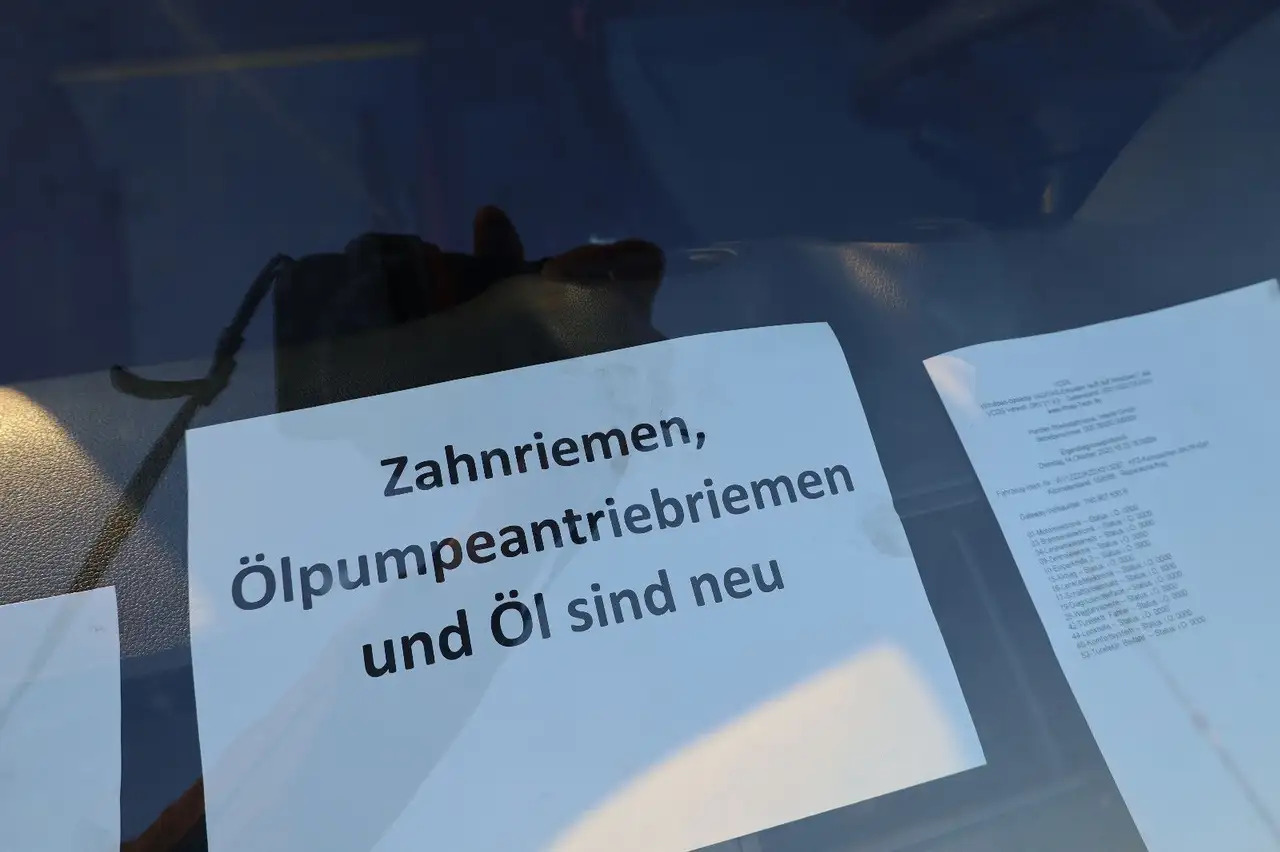 Furgone chiuso Volkswagen Caddy/2KN/62kW/1.Hand: foto 15 Furgone chiuso Volkswagen Caddy/2KN/62kW/1.Hand: foto 15