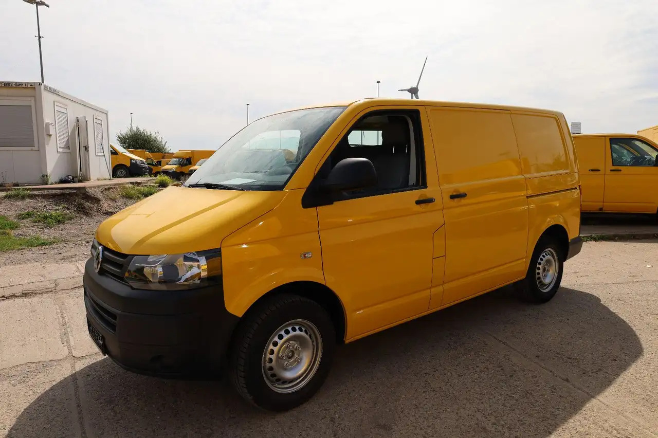 Volkswagen T5 Transporter/ 2.0 TDI/EU5/1.Hand - Furgone chiuso: foto 2 Volkswagen T5 Transporter/ 2.0 TDI/EU5/1.Hand - Furgone chiuso: foto 2