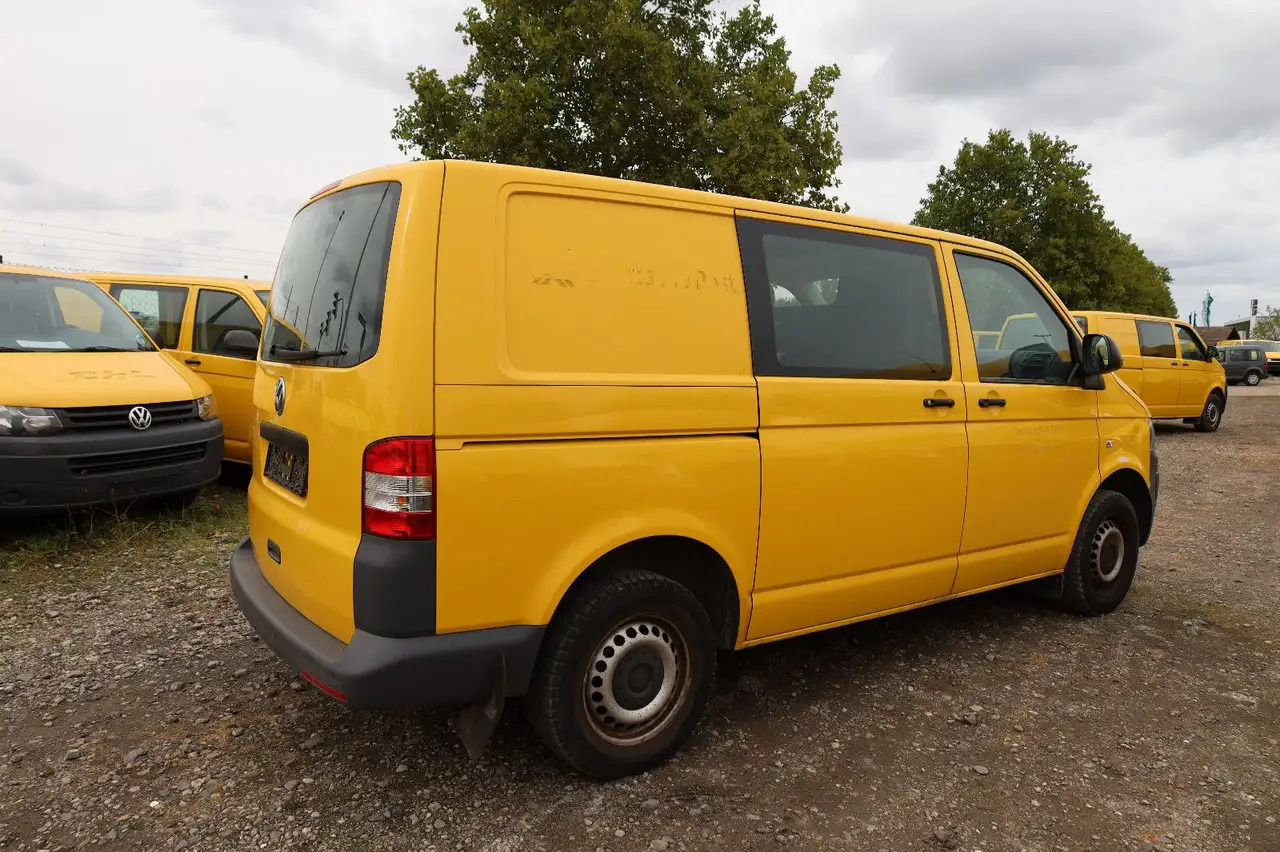 Volkswagen T5 Transporter/ 2.0 TDI/EU5/1.Hand - Furgone chiuso: foto 4 Volkswagen T5 Transporter/ 2.0 TDI/EU5/1.Hand - Furgone chiuso: foto 4