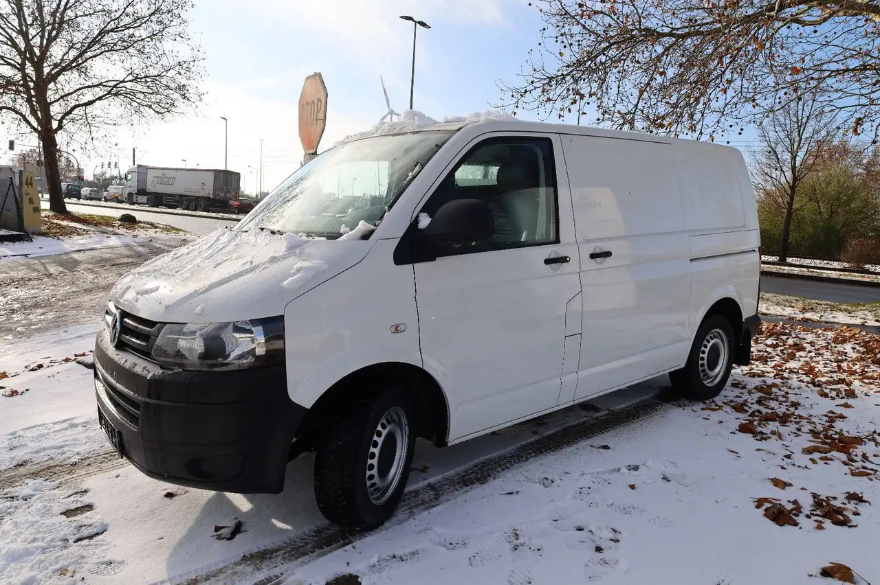 Volkswagen T5 Transporter Kasten-Kombi 2.0 TDI/EU5/1.Hand - Furgone chiuso: foto 2 Volkswagen T5 Transporter Kasten-Kombi 2.0 TDI/EU5/1.Hand - Furgone chiuso: foto 2