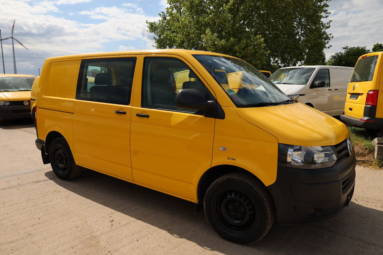 Volkswagen T5 Transporter Kasten-Kombi 2.0 TDI/EU5/5-Sitze - Pulmino: foto 5 Volkswagen T5 Transporter Kasten-Kombi 2.0 TDI/EU5/5-Sitze - Pulmino: foto 5