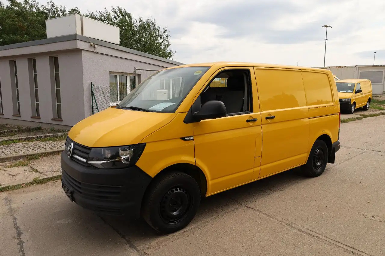 Volkswagen T6 Transporter/ 2.0 TDI/EU5/1.Hand - Furgone chiuso: foto 2 Volkswagen T6 Transporter/ 2.0 TDI/EU5/1.Hand - Furgone chiuso: foto 2