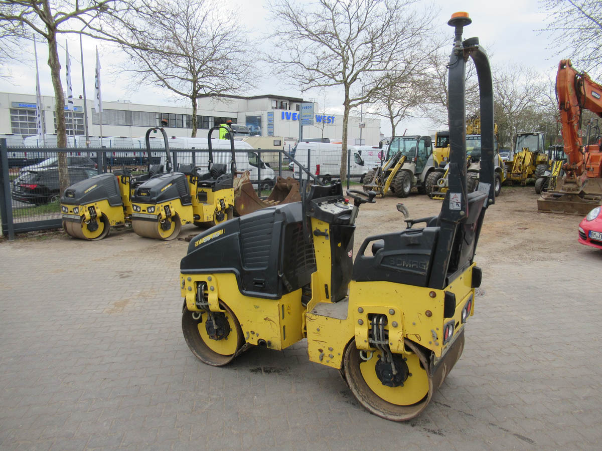 BOMAG BW80AD-5 - Rullo: foto 1 BOMAG BW80AD-5 - Rullo: foto 1