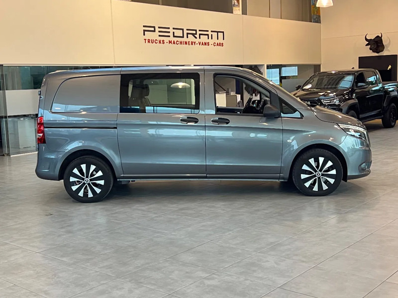 Mercedes-Benz Vito 119 4x4*4-MATIC*6 Seats*TOP CONDITIE* - Furgone chiuso, Furgone doppia cabina: foto 3 Mercedes-Benz Vito 119 4x4*4-MATIC*6 Seats*TOP CONDITIE* - Furgone chiuso, Furgone doppia cabina: foto 3