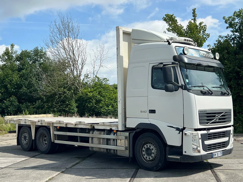 Volvo FH 540 6x2**VOITH RETARDER*FH 13 540**Euro5eev - Autocarro con pianale/ Cassone fisso: foto 4 Volvo FH 540 6x2**VOITH RETARDER*FH 13 540**Euro5eev - Autocarro con pianale/ Cassone fisso: foto 4