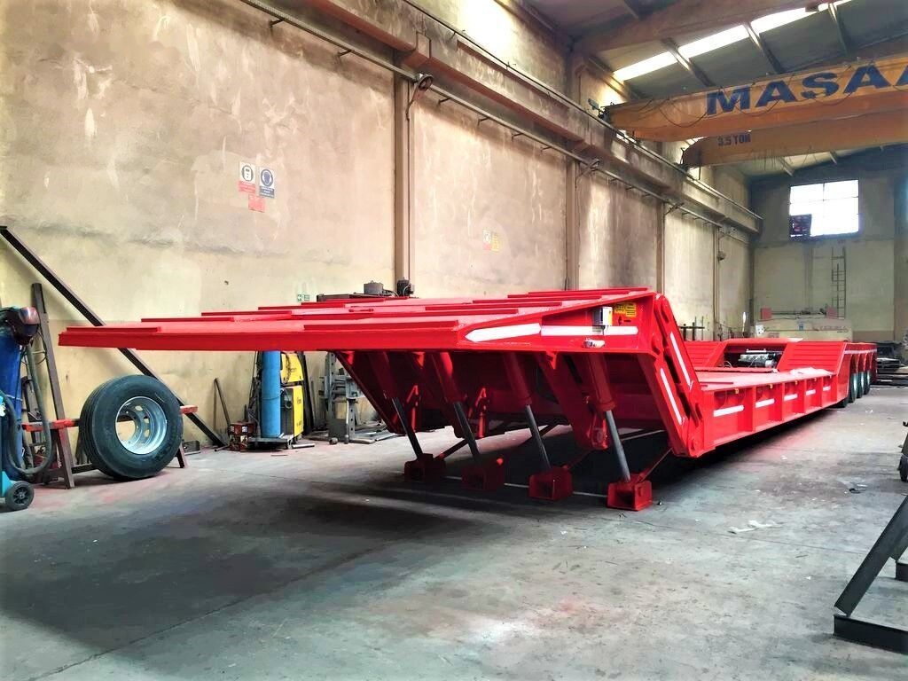 AME 100 Ton, Front Loading 4 Axle Lowbed Semi Trailer - Semirimorchio pianale ribassato: foto 3 AME 100 Ton, Front Loading 4 Axle Lowbed Semi Trailer - Semirimorchio pianale ribassato: foto 3