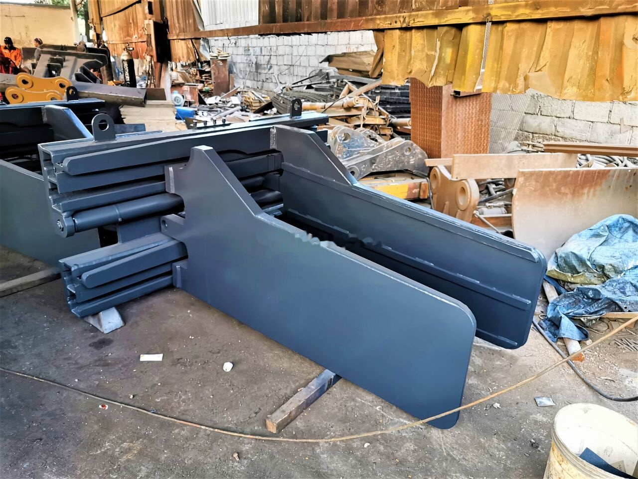AME Bale Clamp - Pinza per Carrello elevatore: foto 3 AME Bale Clamp - Pinza per Carrello elevatore: foto 3