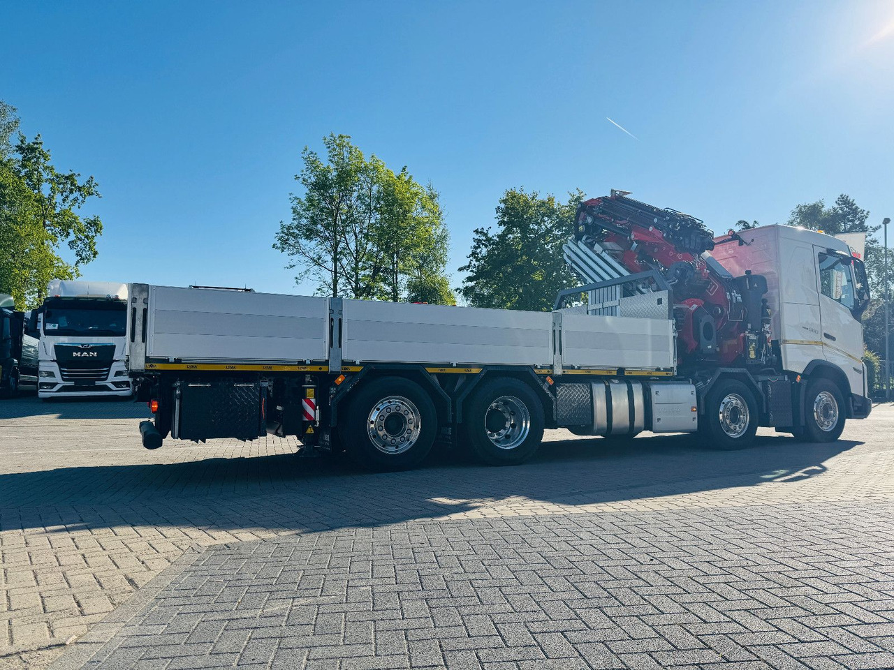 Camion, Camion con gru Volvo FH 500 8x2 mit F710RA.2.27 L426 und V20 Winde: foto 7