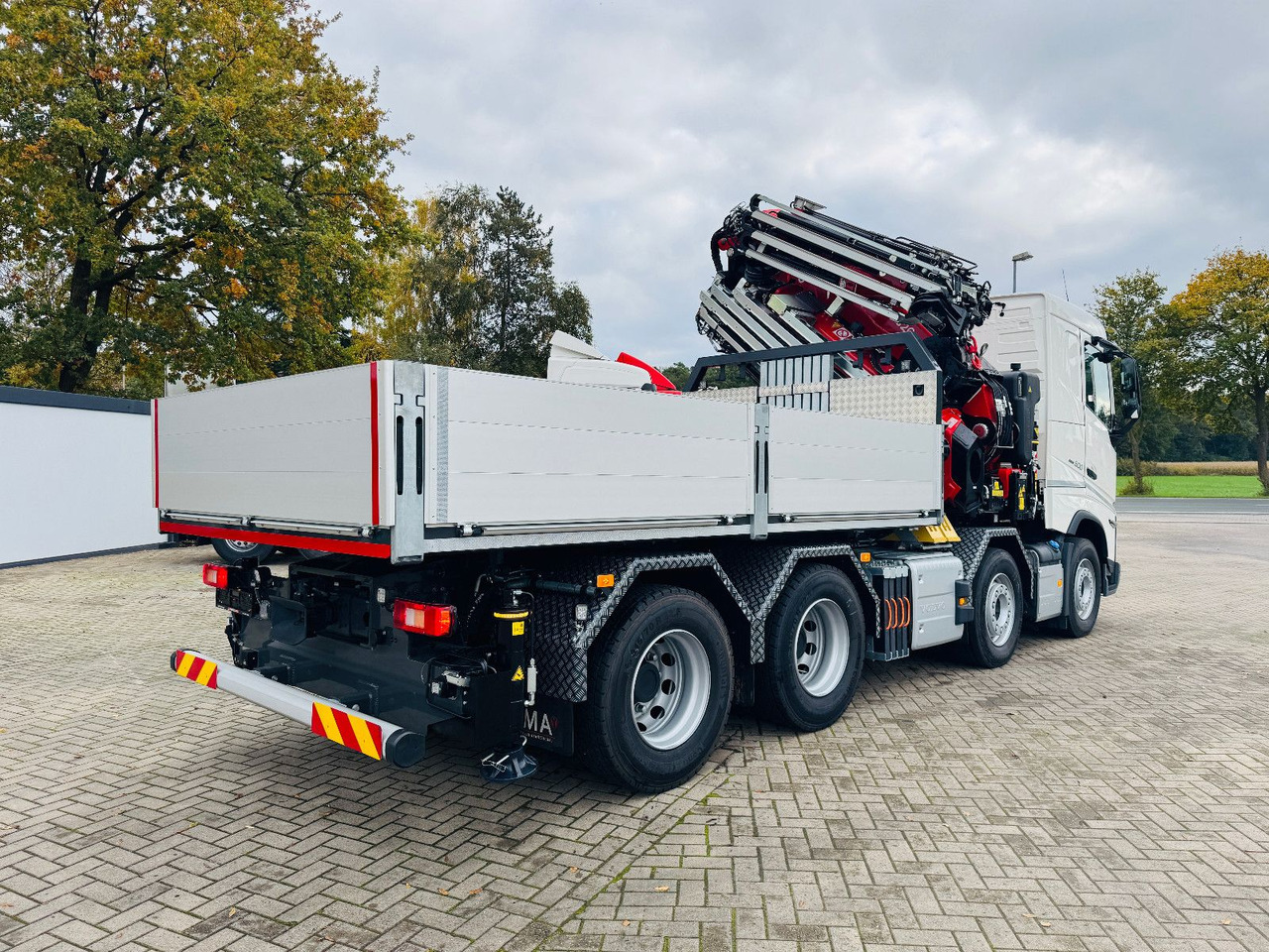 Volvo FH 500 8x4 Kran F820 RA2.27 Jib & Winde Sofort - Camion, Camion con gru: foto 3 Volvo FH 500 8x4 Kran F820 RA2.27 Jib & Winde Sofort - Camion, Camion con gru: foto 3