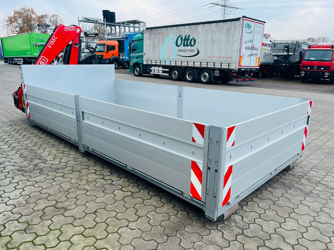 Container mit Fassi Kran, Krancontainer - Cassone scarrabile: foto 2 Container mit Fassi Kran, Krancontainer - Cassone scarrabile: foto 2