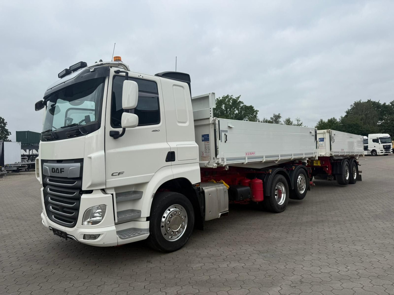 DAF CF 480 FAN 6x2 Dreiseitenkipper Inkl. Anhänger - Autocarro ribaltabile: foto 2 DAF CF 480 FAN 6x2 Dreiseitenkipper Inkl. Anhänger - Autocarro ribaltabile: foto 2