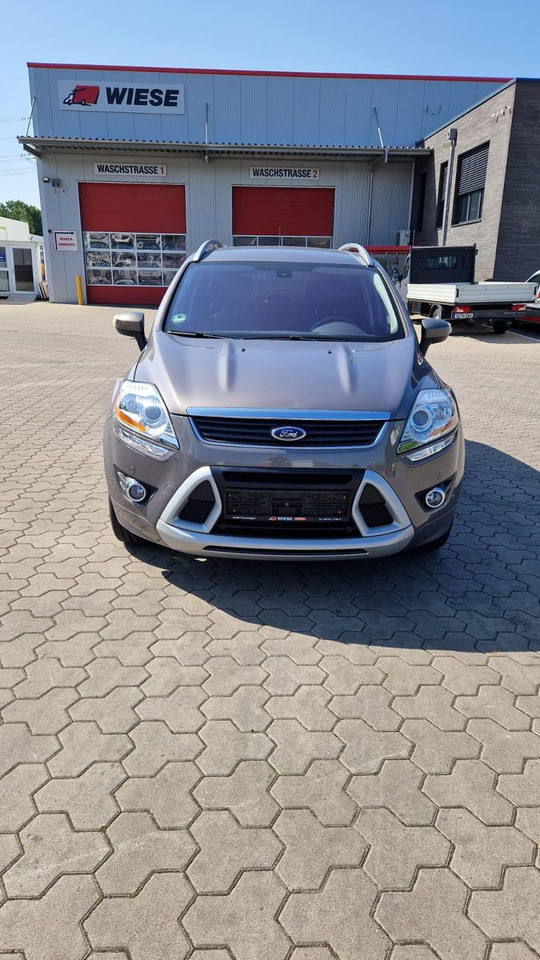 Ford Kuga Individual - SUV/ Fuoristrada: foto 5 Ford Kuga Individual - SUV/ Fuoristrada: foto 5