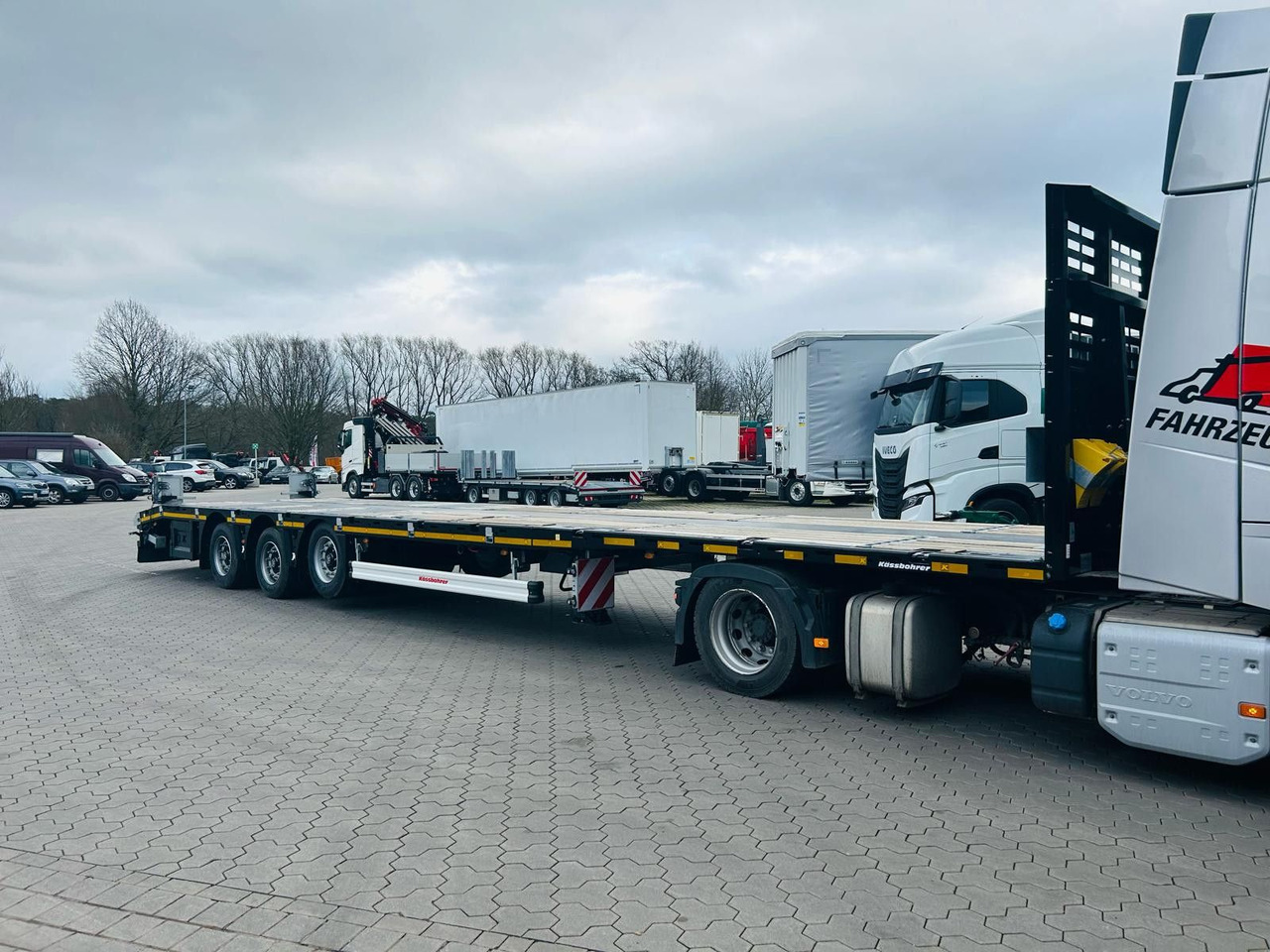 Kässbohrer SPS Mega Schwerlast Plattform Lenkachse - Semirimorchio cassonato/ Pianale: foto 4 Kässbohrer SPS Mega Schwerlast Plattform Lenkachse - Semirimorchio cassonato/ Pianale: foto 4