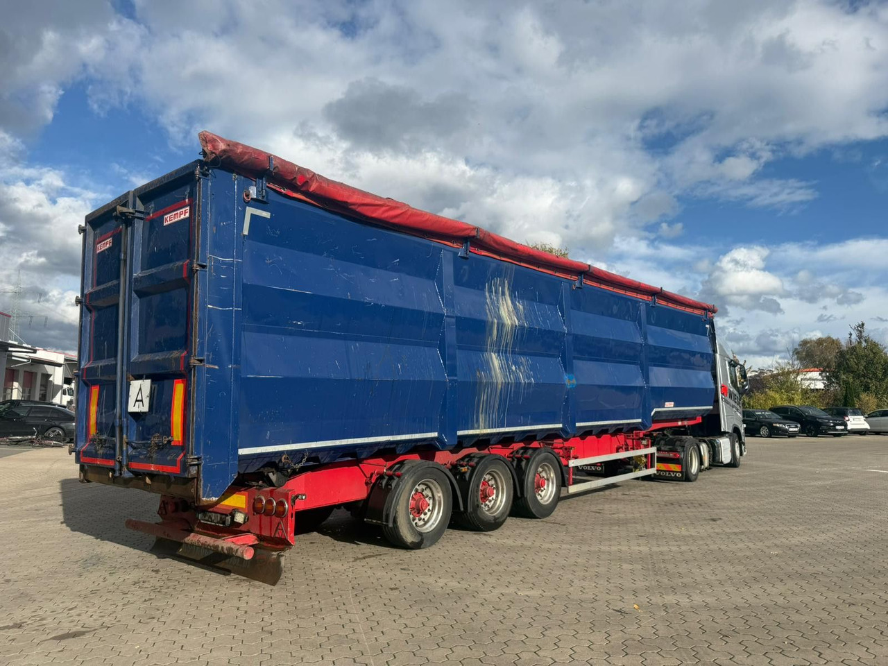 Kempf SKM 35/3 Großraummulde für Schrott 85m³ - Semirimorchio ribaltabile: foto 3 Kempf SKM 35/3 Großraummulde für Schrott 85m³ - Semirimorchio ribaltabile: foto 3