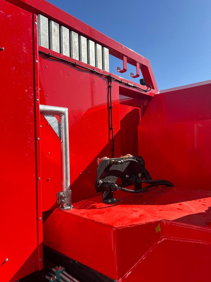 MAN 8x4 mit F1150RA.2.28 L616 Winde - Autocarro con pianale/ Cassone fisso, Camion con gru: foto 2 MAN 8x4 mit F1150RA.2.28 L616 Winde - Autocarro con pianale/ Cassone fisso, Camion con gru: foto 2