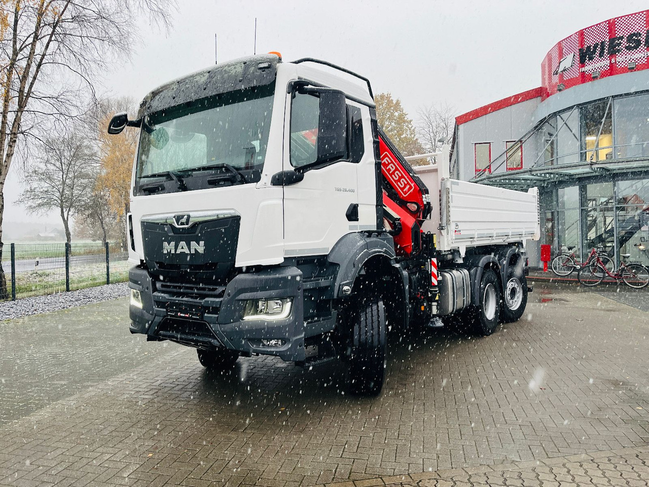 MAN TGS 26.400 6x4 Krankipper Fassi/SOFORT VERFÜGBAR - Autocarro ribaltabile, Camion con gru: foto 4 MAN TGS 26.400 6x4 Krankipper Fassi/SOFORT VERFÜGBAR - Autocarro ribaltabile, Camion con gru: foto 4