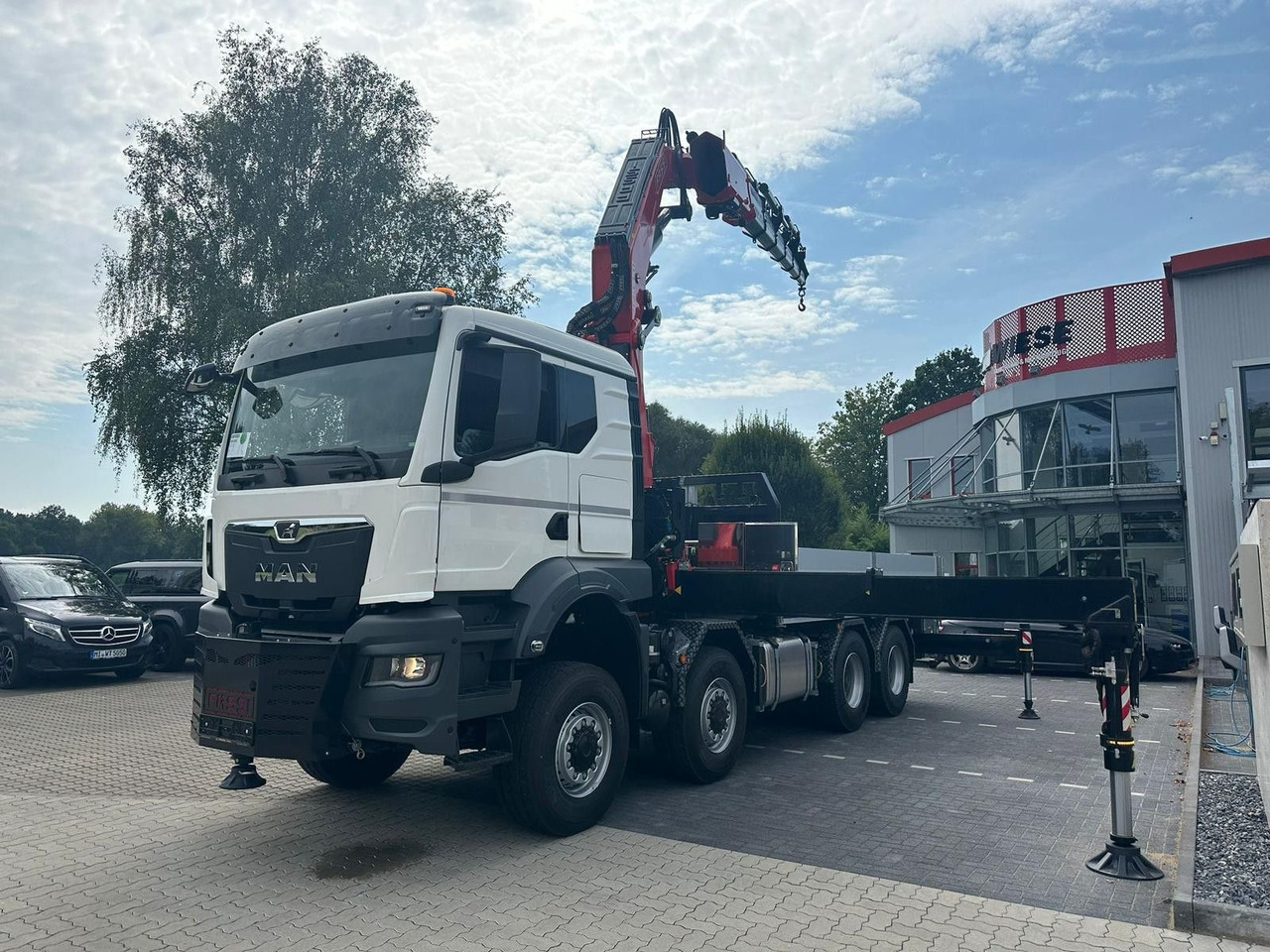 MAN TGS 41.520 8x8 mit Fassi Ladekran F710RA.2.26 - Camion con gru: foto 2 MAN TGS 41.520 8x8 mit Fassi Ladekran F710RA.2.26 - Camion con gru: foto 2
