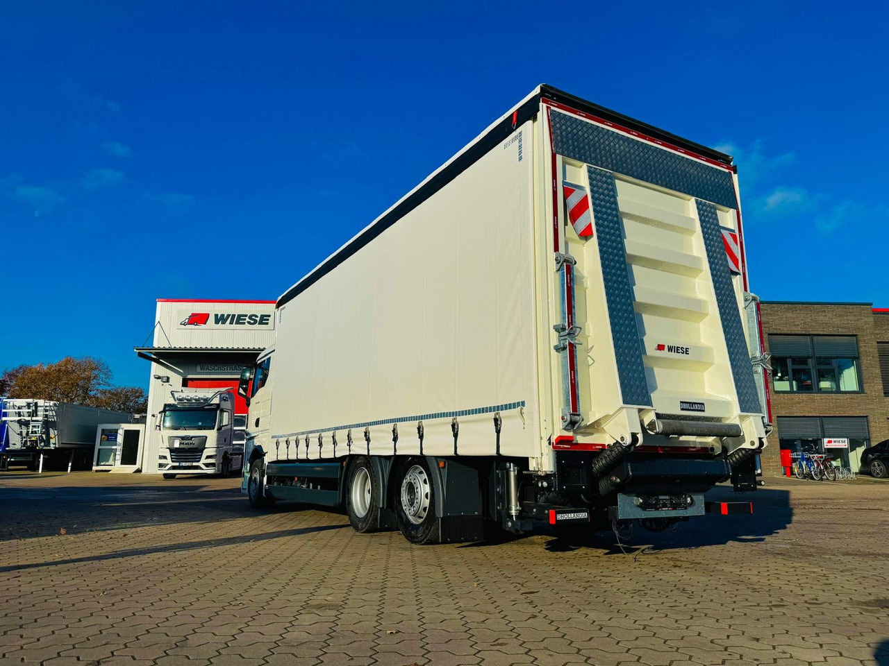 MAN TGX 26.440 6x2 LL Schwerlast Ladebordwand/Rampe - Camion centinato: foto 5 MAN TGX 26.440 6x2 LL Schwerlast Ladebordwand/Rampe - Camion centinato: foto 5