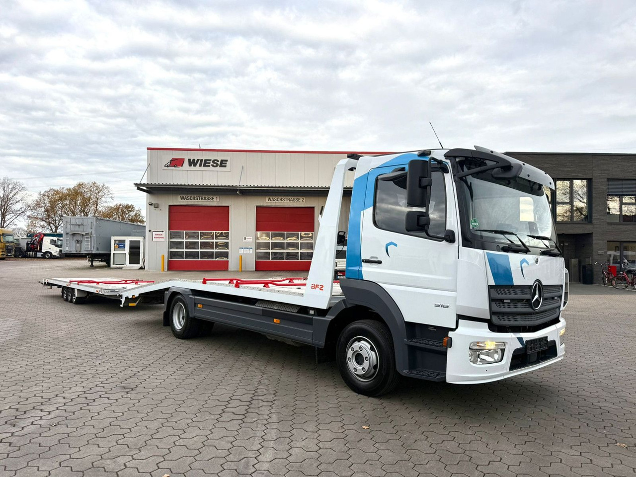 Mercedes-Benz Atego 918L Autotransporter mit BFZ Anhänger - Camion bisarca: foto 1 Mercedes-Benz Atego 918L Autotransporter mit BFZ Anhänger - Camion bisarca: foto 1