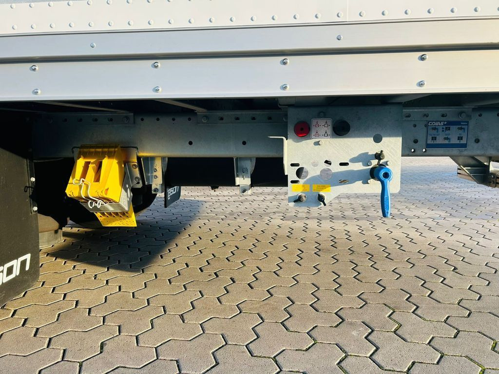 Semirimorchio furgonato nuovo Talson 2-Achs Mega Koffer Auflieger Rolltor Event Truck: foto 10