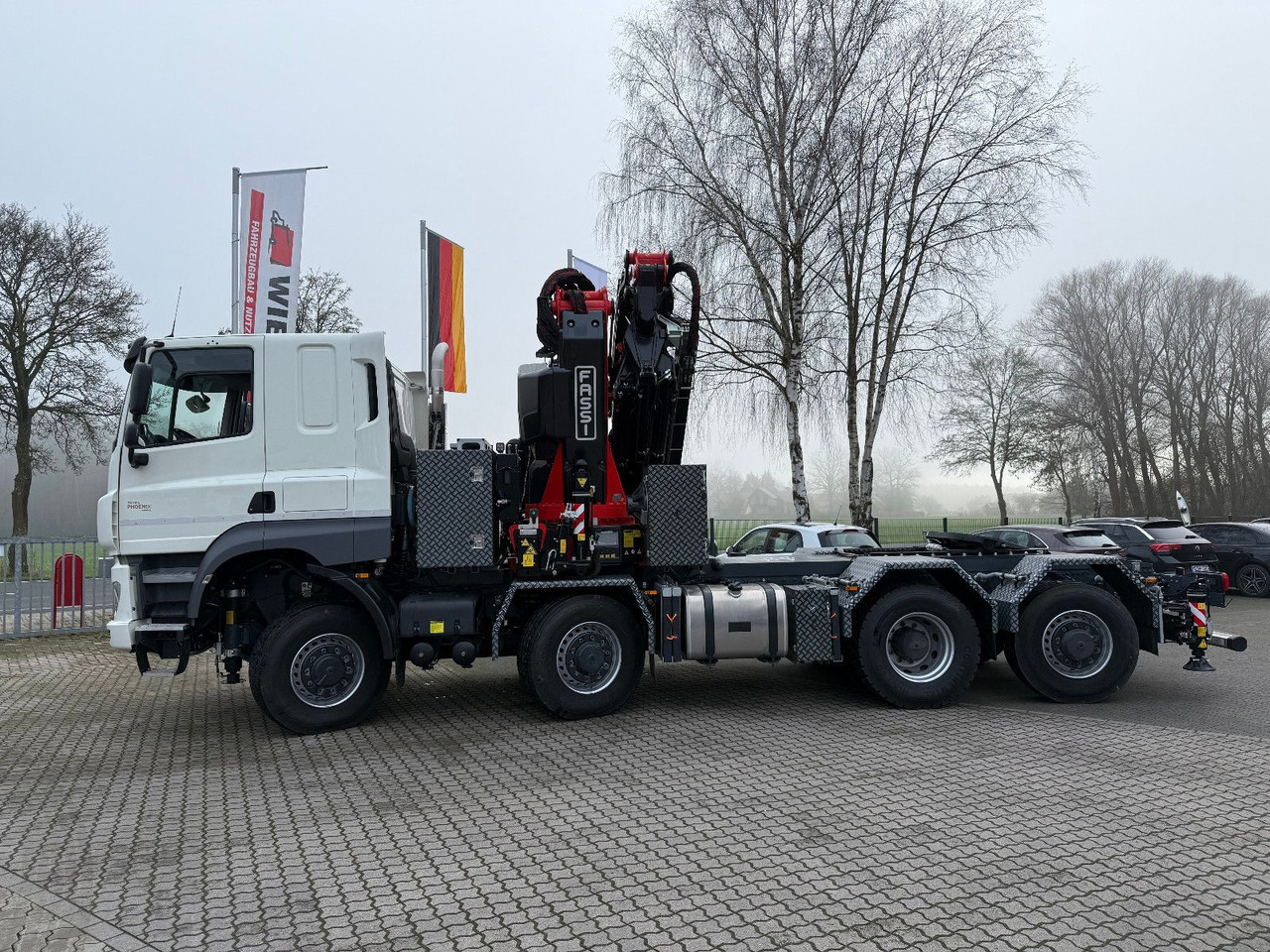 Tatra 41.500 8x8 Phoenix Fassi F710 Kran - Autocarro con pianale/ Cassone fisso, Camion con gru: foto 5 Tatra 41.500 8x8 Phoenix Fassi F710 Kran - Autocarro con pianale/ Cassone fisso, Camion con gru: foto 5