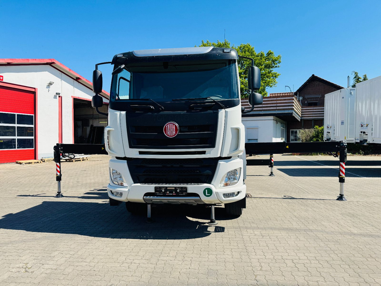 Tatra 6x6x6 Phoenix Fassi F545RA.2.27 L214 V20 - Autocarro con pianale/ Cassone fisso, Camion con gru: foto 3 Tatra 6x6x6 Phoenix Fassi F545RA.2.27 L214 V20 - Autocarro con pianale/ Cassone fisso, Camion con gru: foto 3