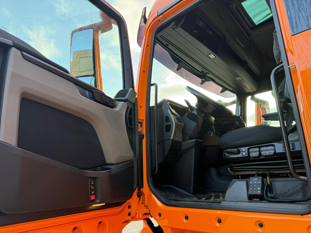 MAN TGX 18.510 23.000km!! Top Zustand - Trattore stradale: foto 5 MAN TGX 18.510 23.000km!! Top Zustand - Trattore stradale: foto 5